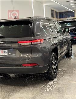 جيب جراند شيروكي